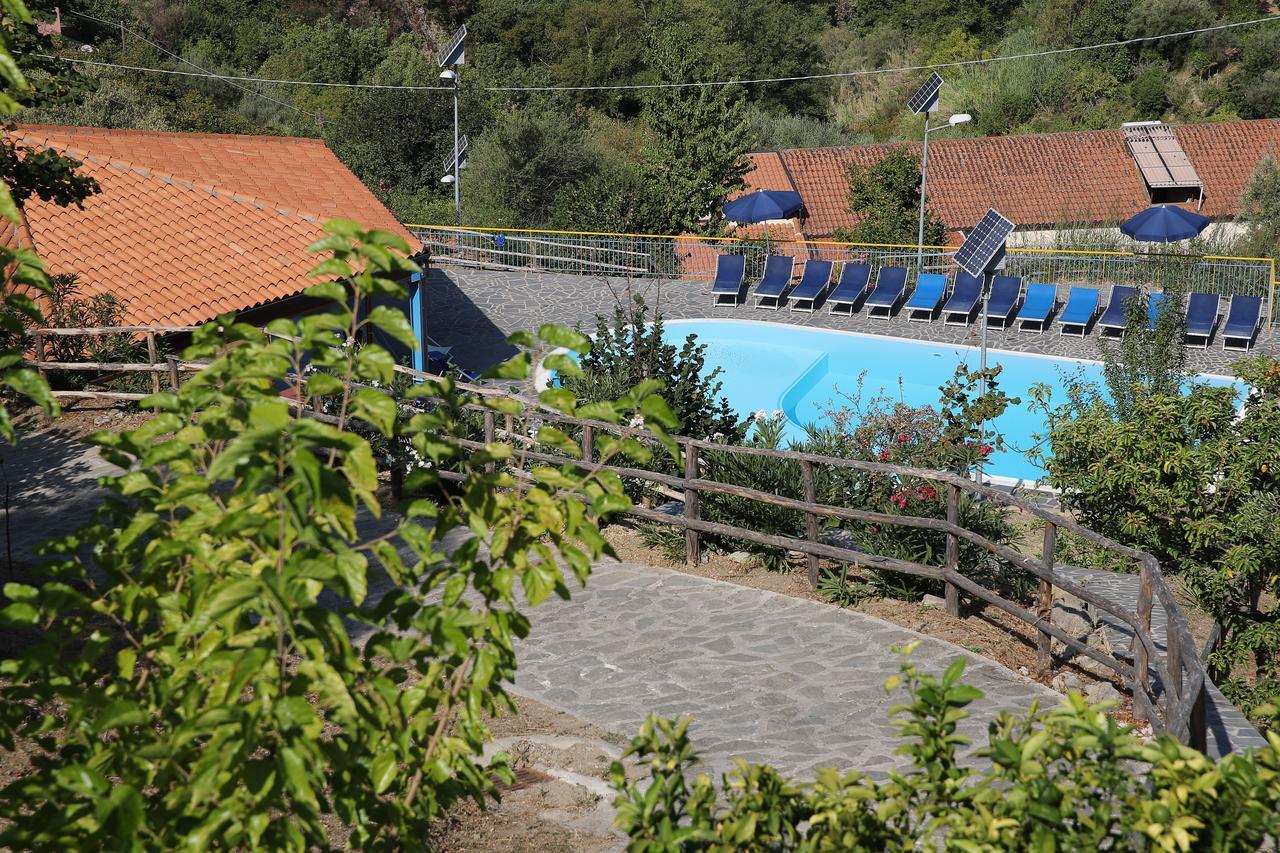 Turismo Rurale Il Sole Villa Sant'Angelo di Brolo Buitenkant foto