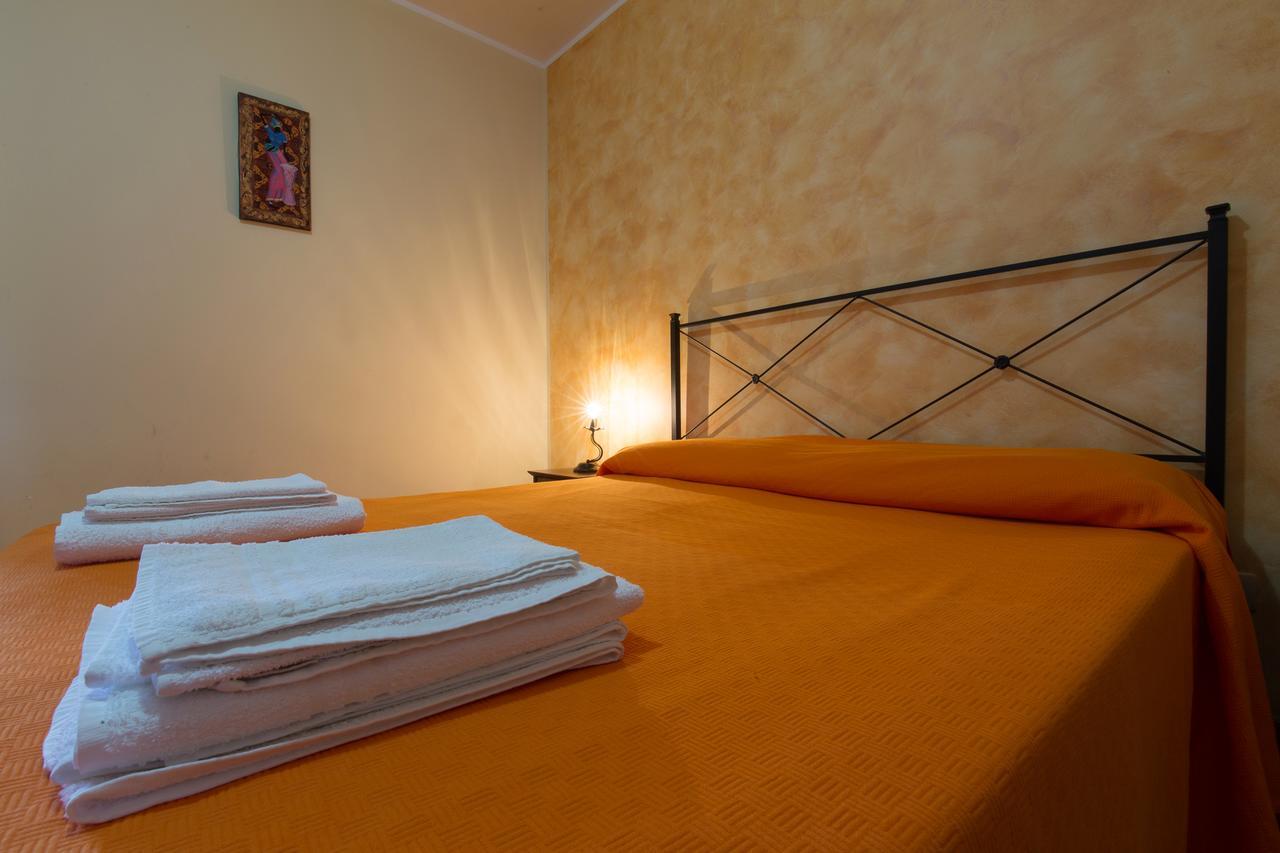 Turismo Rurale Il Sole Villa Sant'Angelo di Brolo Kamer foto