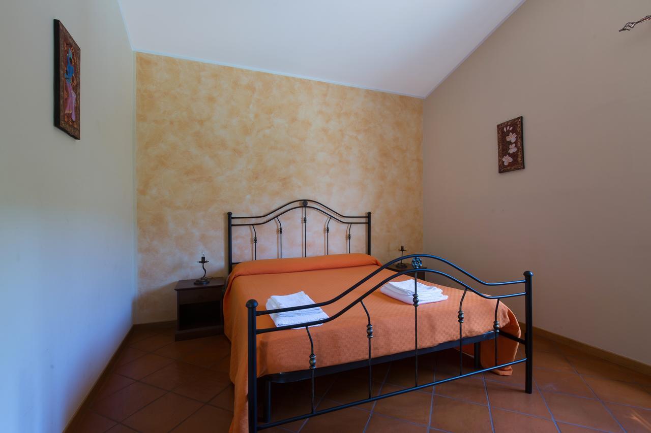 Turismo Rurale Il Sole Villa Sant'Angelo di Brolo Buitenkant foto