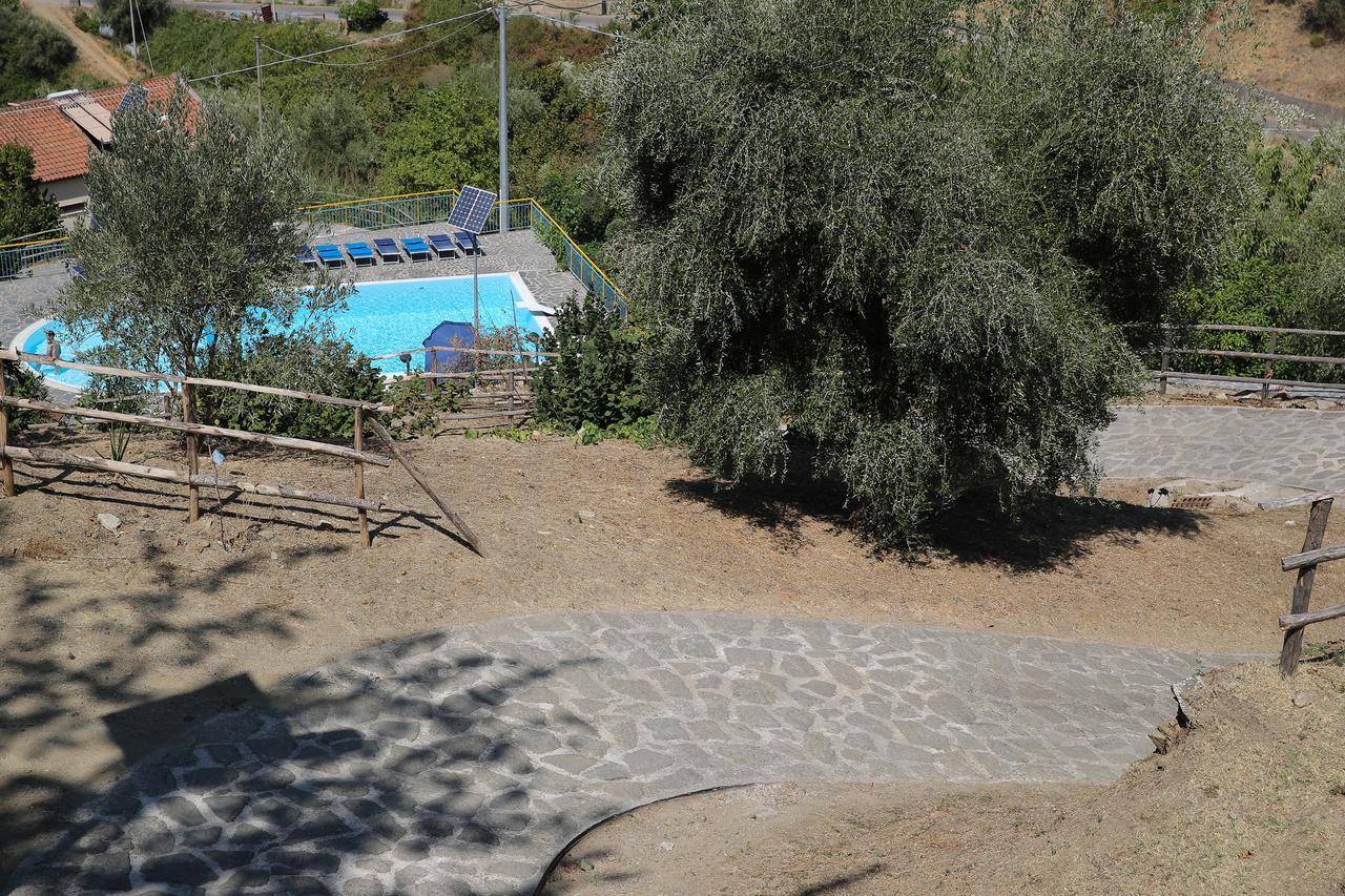 Turismo Rurale Il Sole Villa Sant'Angelo di Brolo Buitenkant foto
