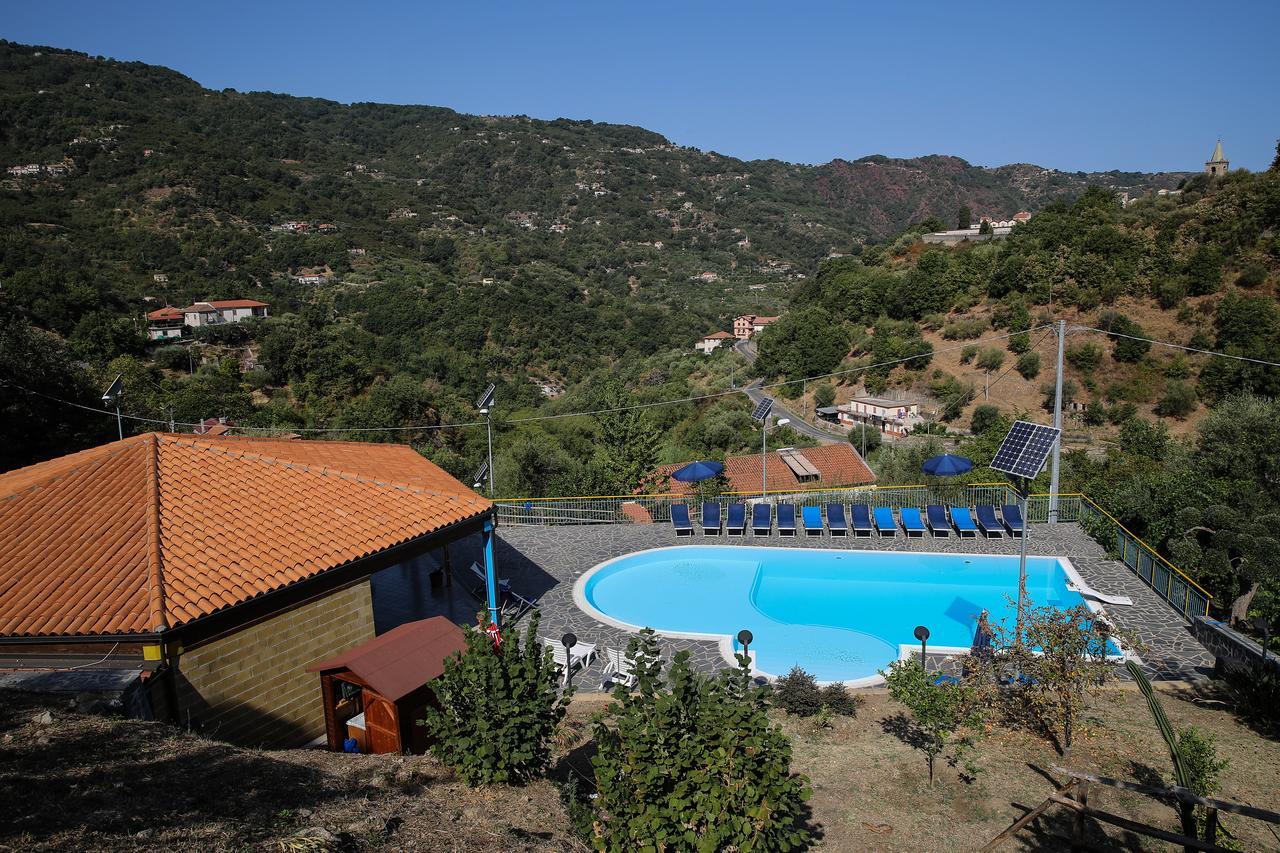 Turismo Rurale Il Sole Villa Sant'Angelo di Brolo Buitenkant foto